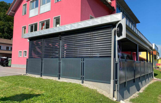 88097ba13f1cc6ccbc37b825081bf184