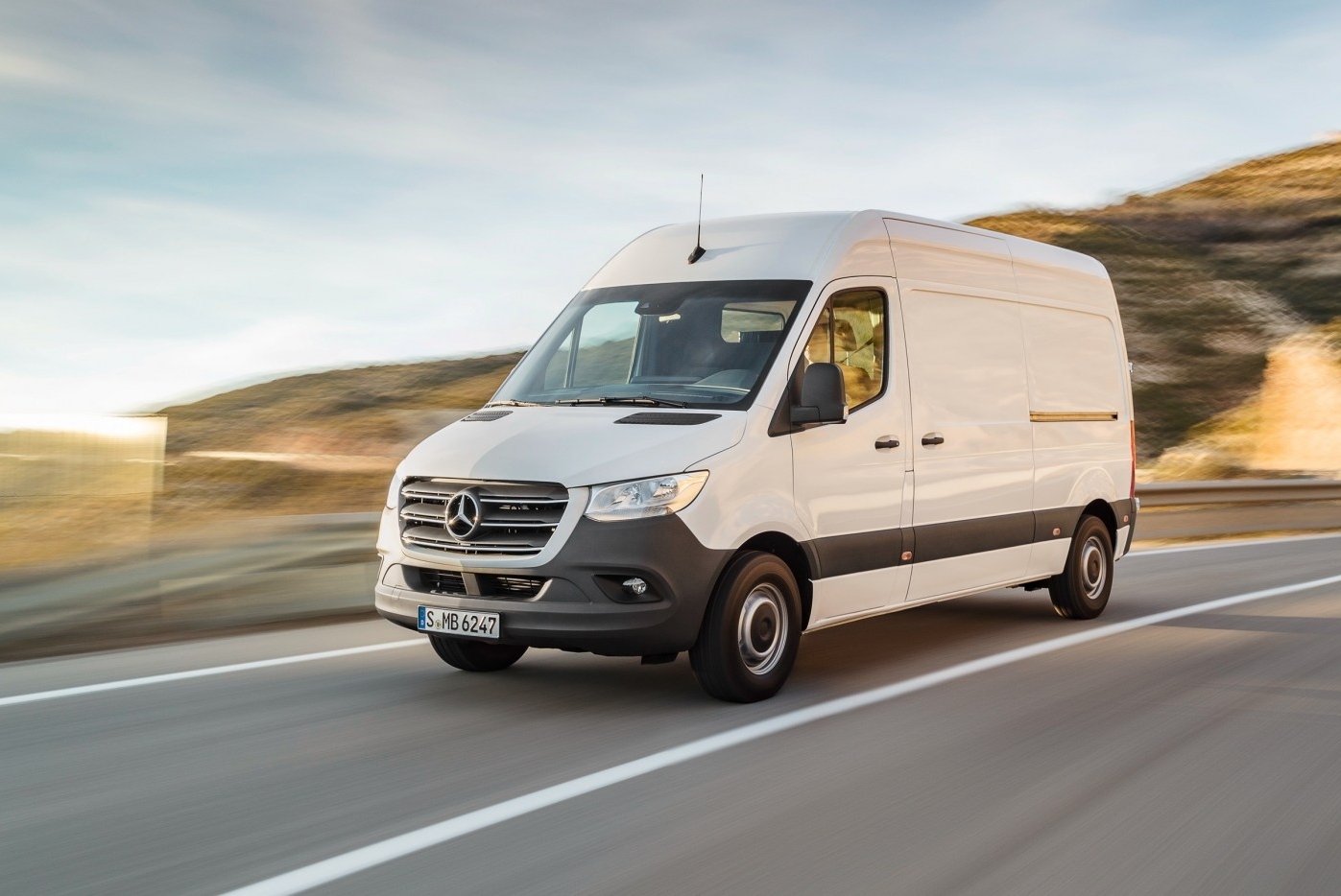 Mercedes-Benz Sprinter — рабочая лошадка с нюансами и особенности подбора запчастей