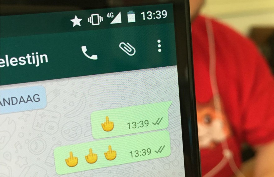 Как удалить все свои сообщения из чужого WhatsApp при помощи эмодзи