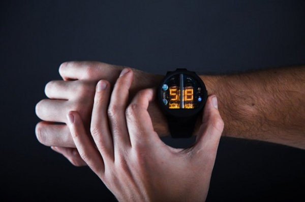 Украинский стартап NIXOID Lab создал ламповые наручные часы и собрал $45 000 на японском краудфандинге